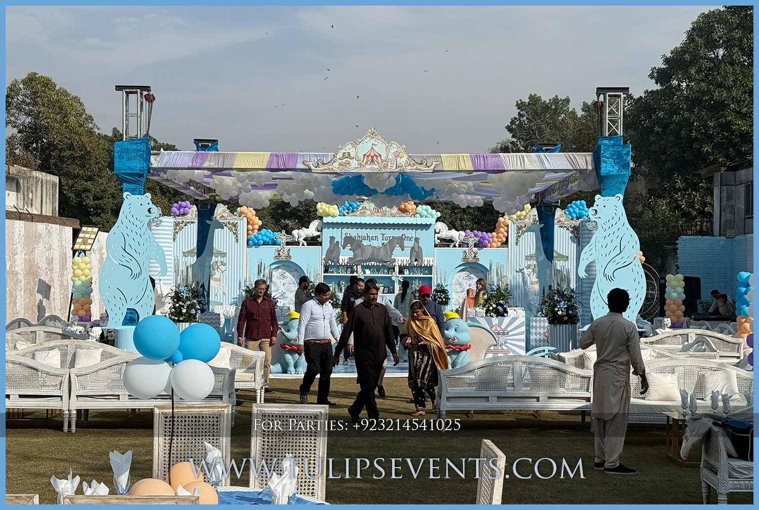 Vintage Carnival theme birthday decor by Tulips Events (12)