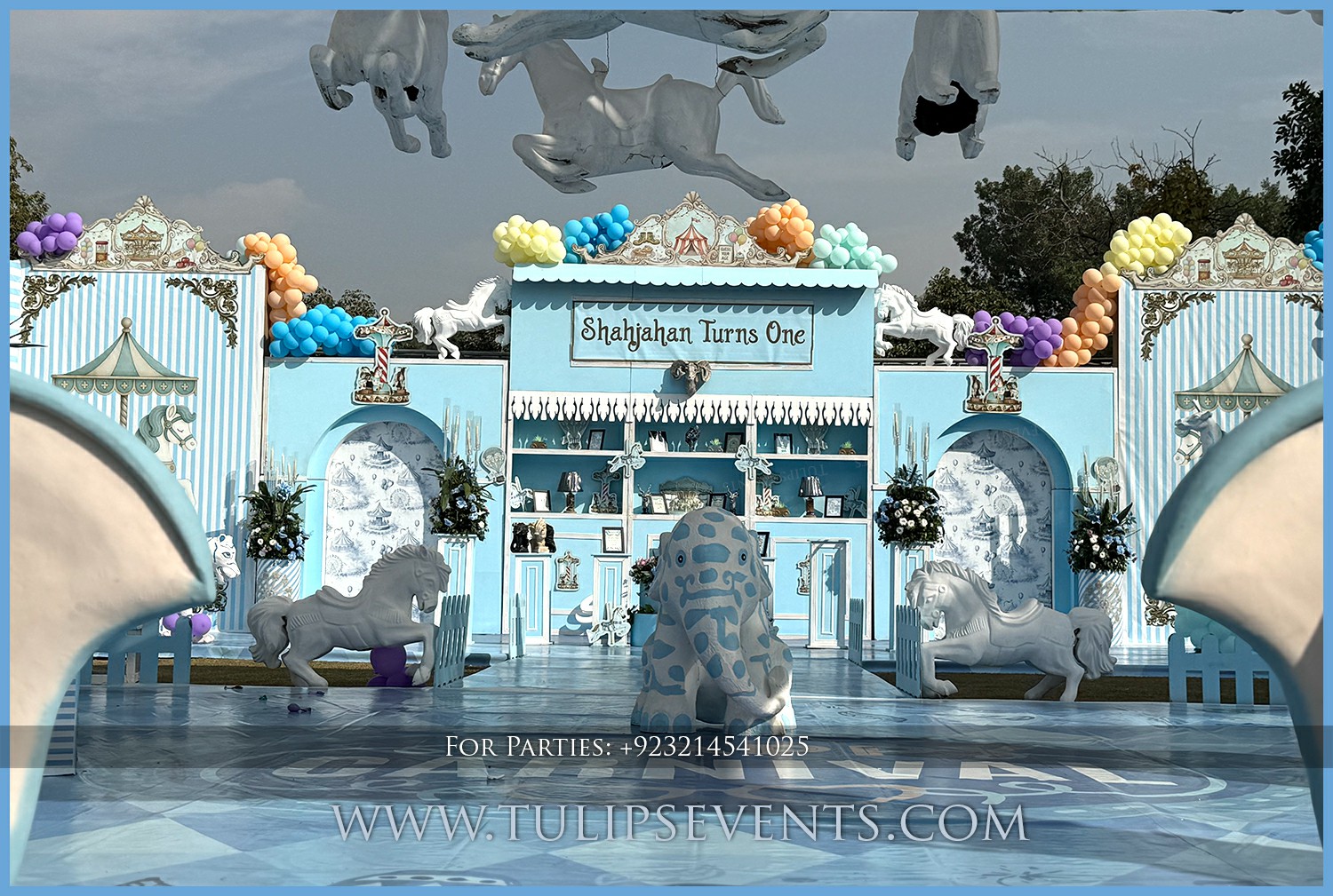 Vintage Carnival theme birthday decor by Tulips Events (15)