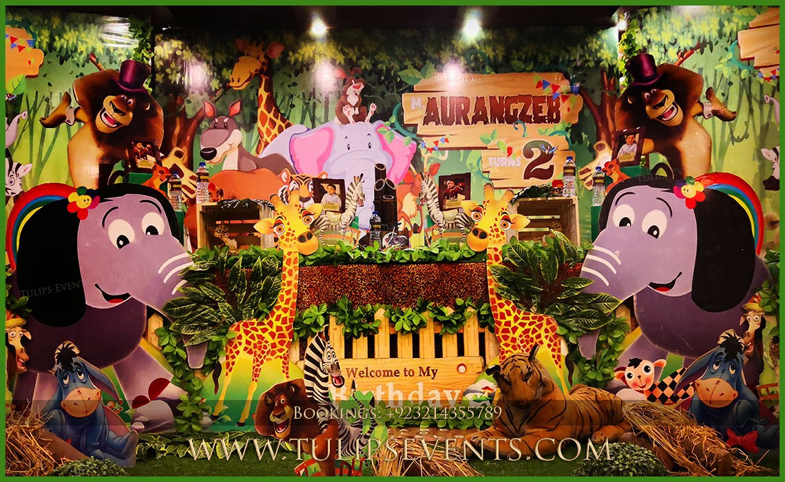 Best Safari Jungle Zoo Rainforest Wild Party decor in Pakistan (9)