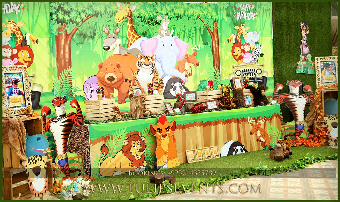 Jungle Animals Birthday Party Theme Decor in Pakistan (1)