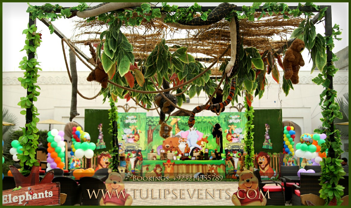 Jungle Animals Birthday Party Theme Decor in Pakistan (100)