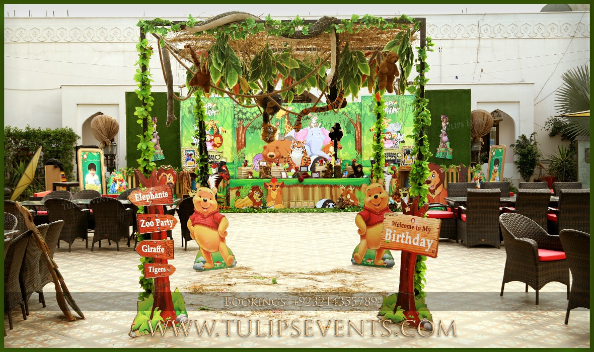 Jungle Animals Birthday Party Theme Decor in Pakistan (77)