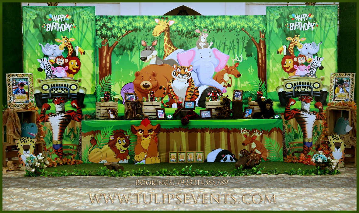 Jungle Animals Birthday Party Theme Decor in Pakistan (87)