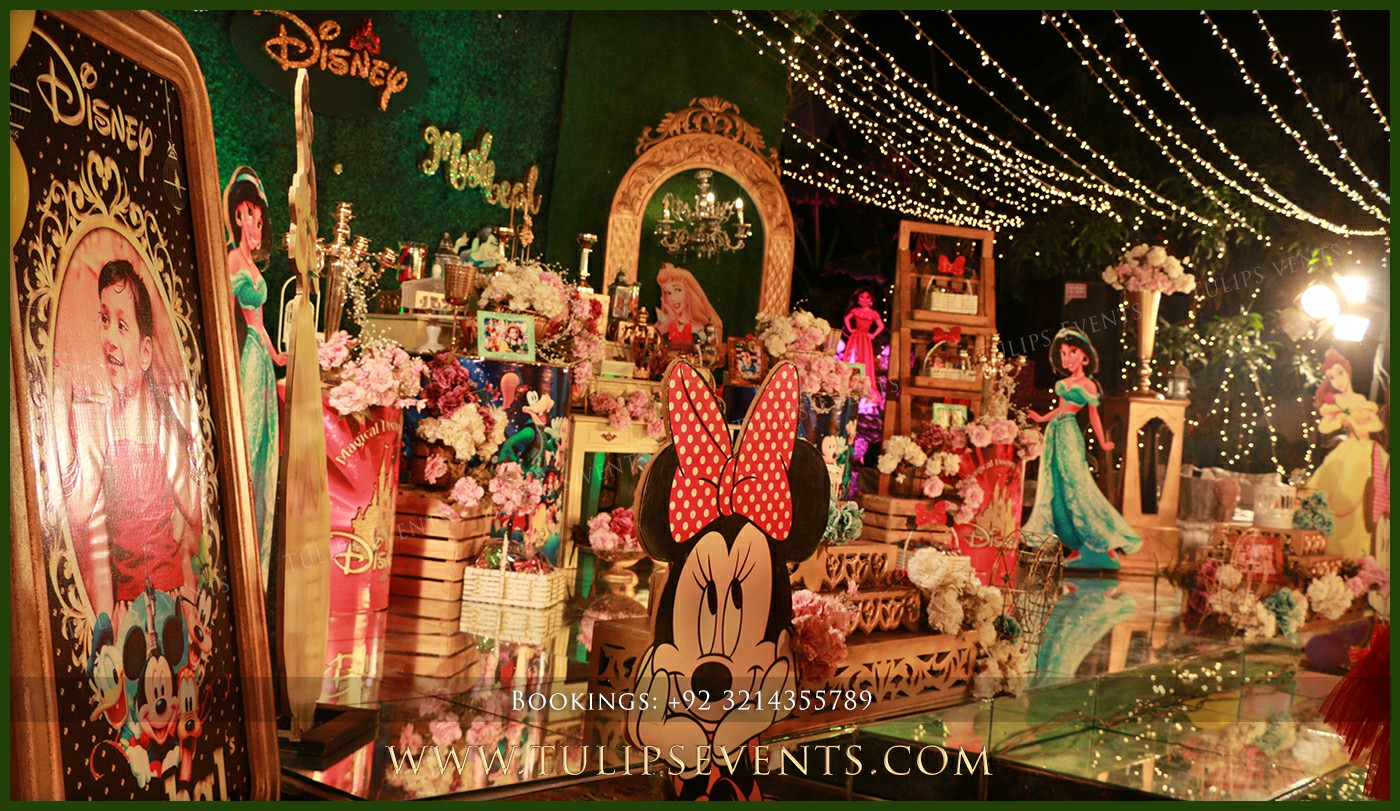 disneyland theme birthday party decor ideas in Pakistan (8)~1