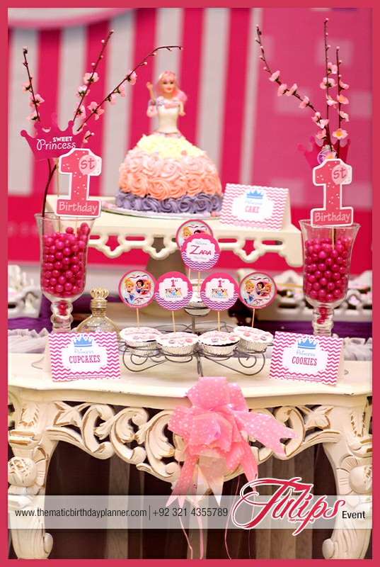 Fairy Princess Birthday Party Theme for 1st baby girls in Pakistan (11)