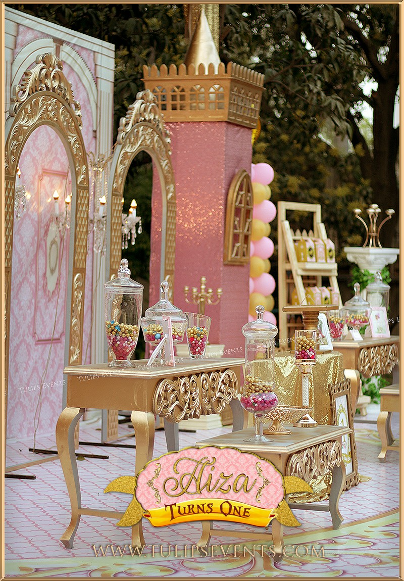 Royal Princess Carousel Party decoration ideas in Pakistan (3)