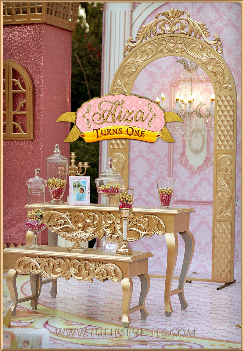 Royal Princess Carousel Party decoration ideas in Pakistan (7)