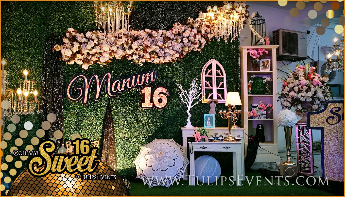 sweet 16 golden party decor ideas in Pakistan (22)