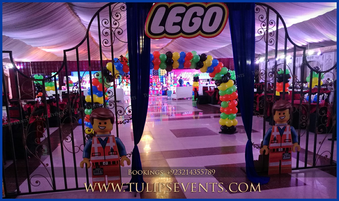 LEGO Superhero Theme Party Decor ideas in Pakistan (31)