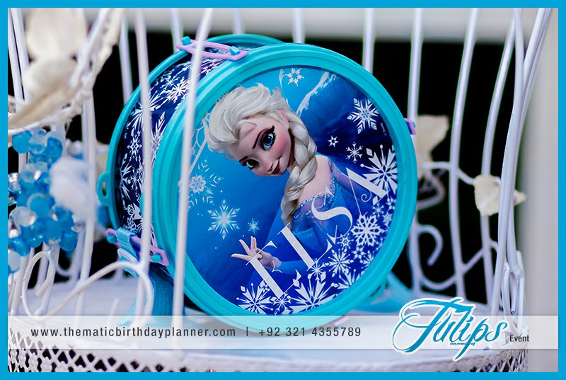 Frozen elsa party theme decoration ideas in Pakistan (11)