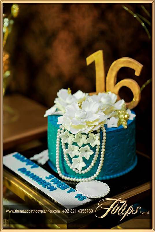 Gold Royal Blue Sweet 16 Themed party ideas in Pakistan 30~1