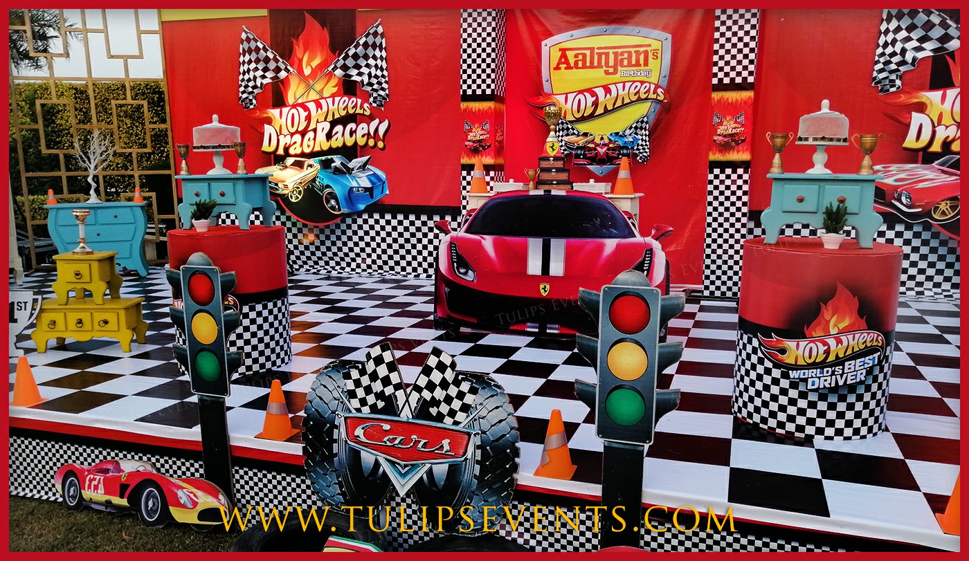 Hot Wheels Car Birthday Party Decoration ideas in Pakistan (10)