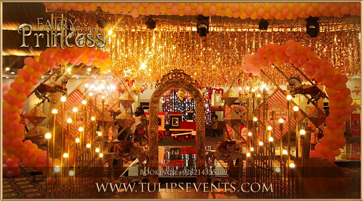 Royal Princess 1st Birthday decoration ideas in Pakistan (33)