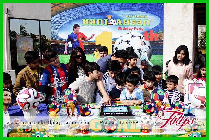 Soccer birthday football party theme ideas in Pakistan (1)