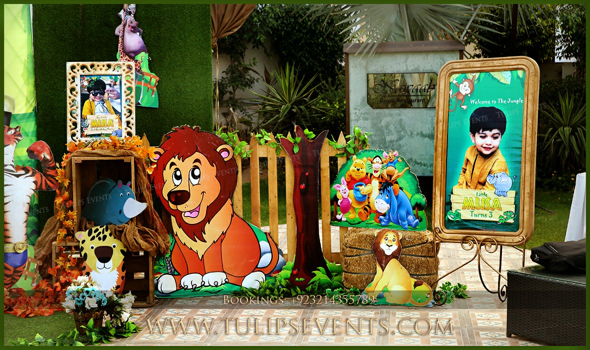 Zoo Animals Birthday Party Theme Decor in Pakistan (17)