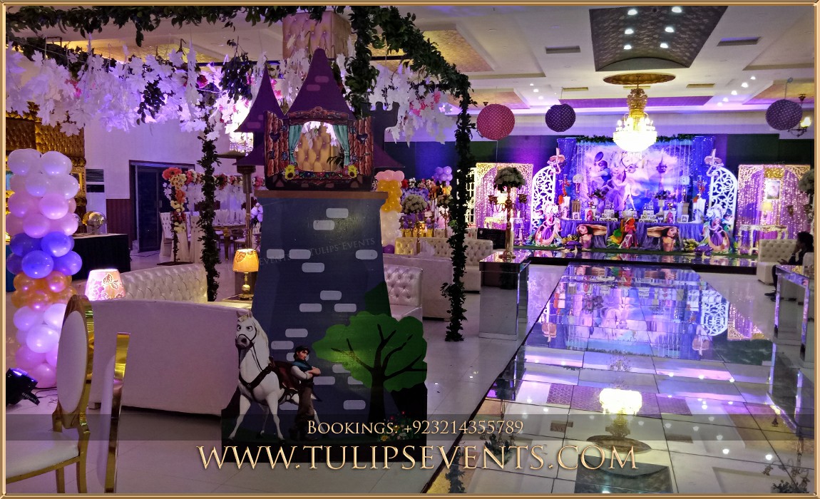 rapunzel-tangled-outdoor-party-decor-ideas-in-pakistan (3)