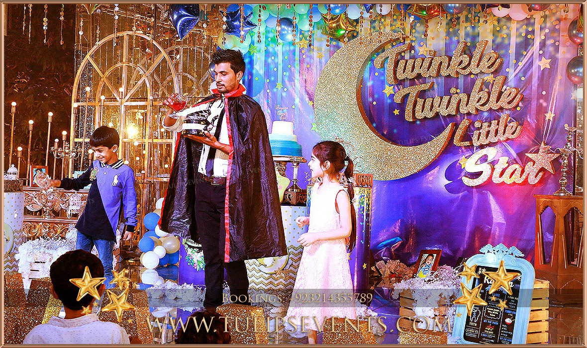 twinkle twinkle little star birthday party decorations in Pakistan (7)