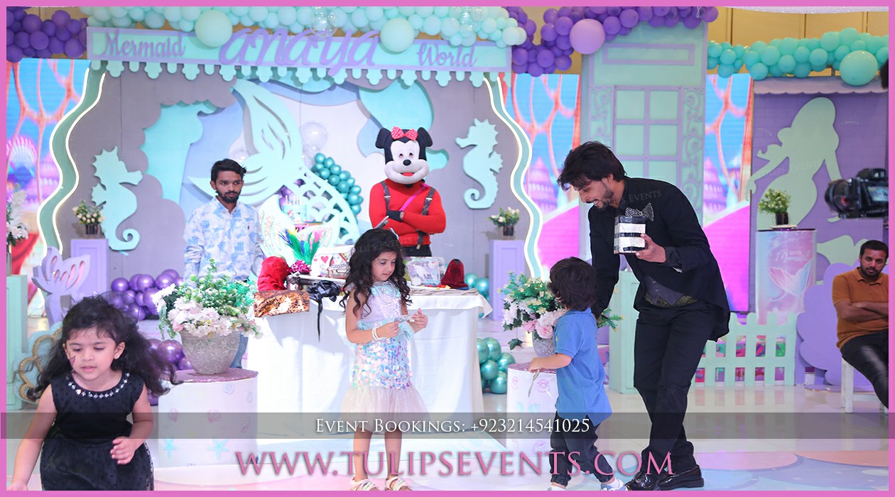 Mermaid Magic Theme Birthday Decorations in Pakistan (96)